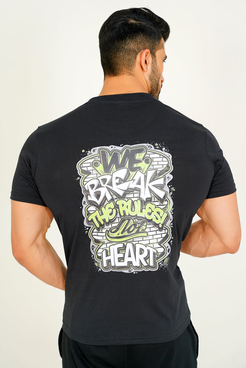 BREAK THE RULES GRAPHIC TEE